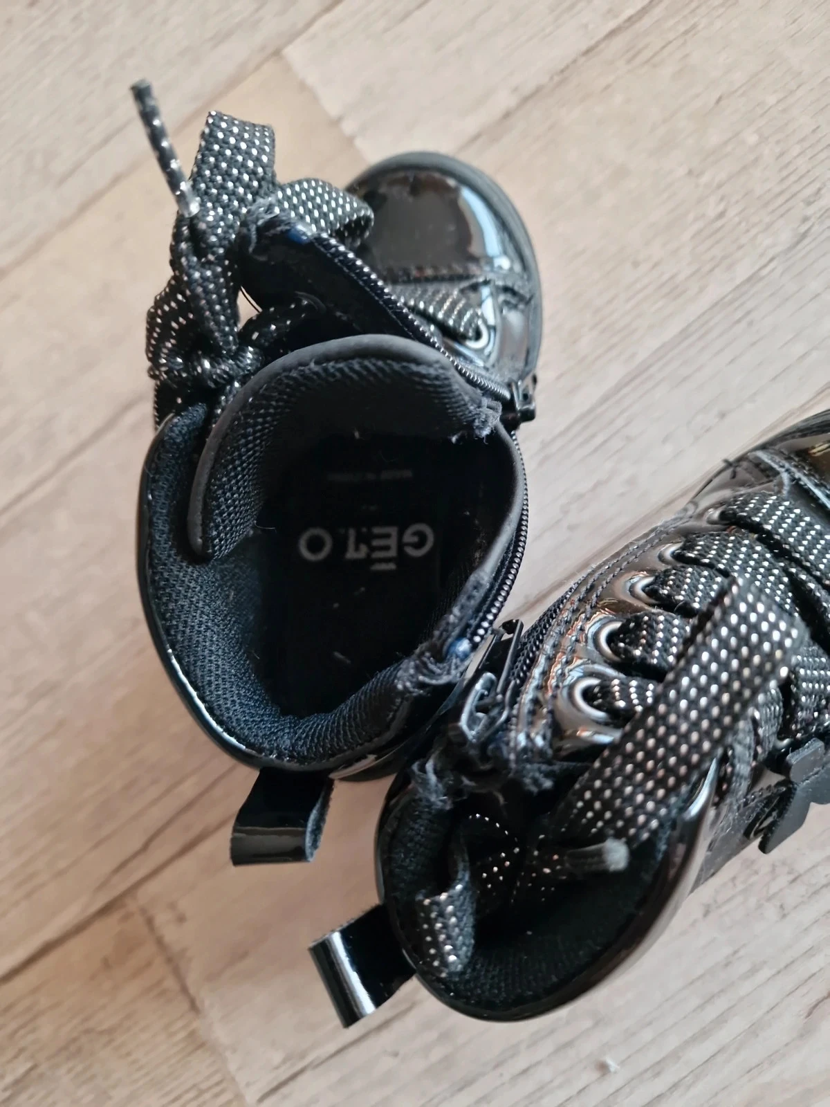 Petites chaussures vernies papillons – photo 8